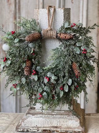20" Holly Hill Cedar Hanging Wreath