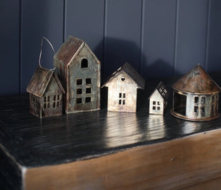 Set of 5 Metal Houses