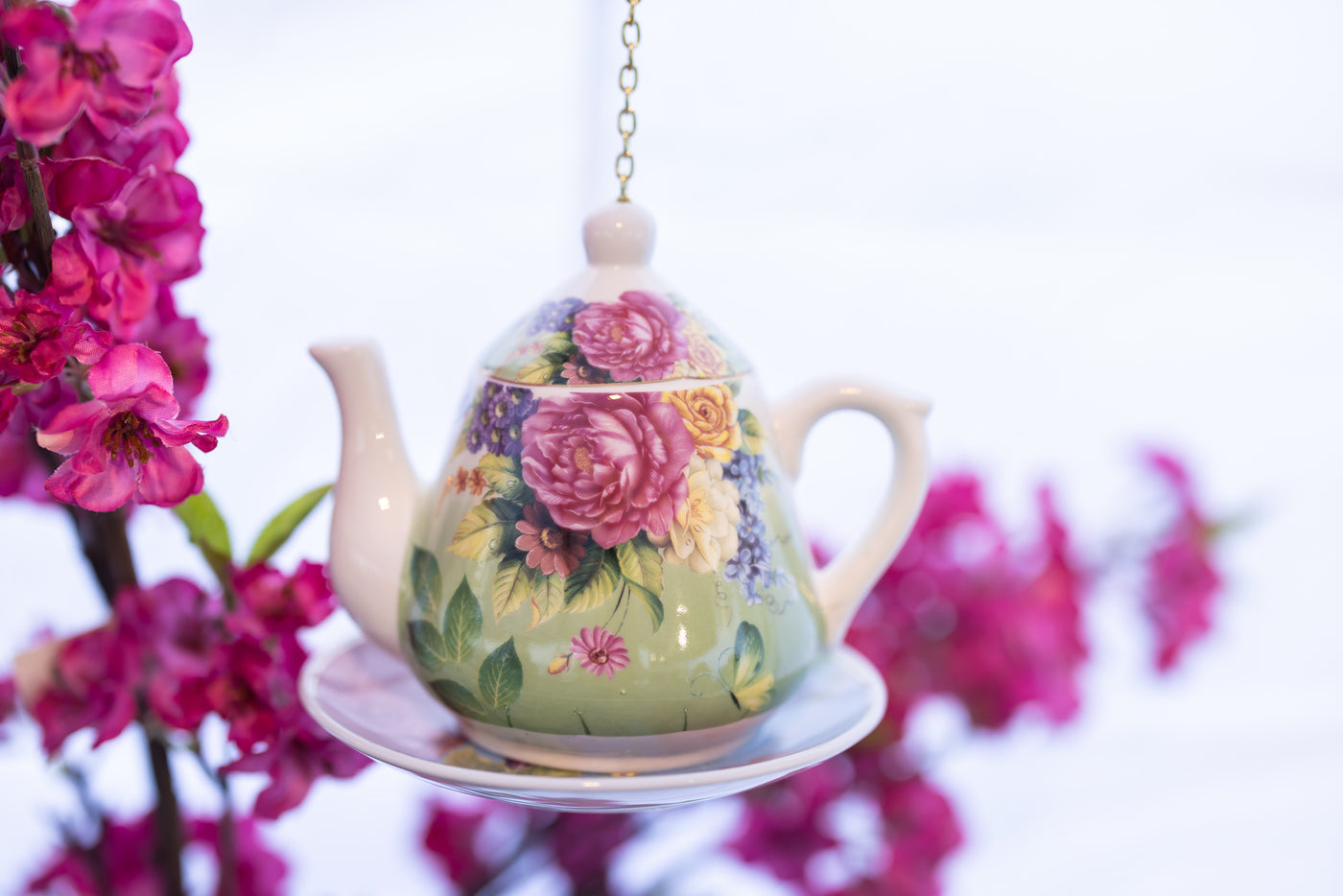 Pretty Teapot Bird Feeder - Choose Your Favorite Color