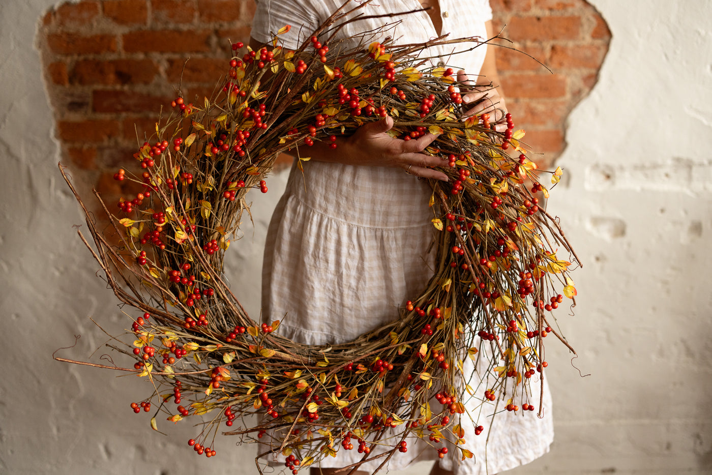 34" Pip Berry Wreath