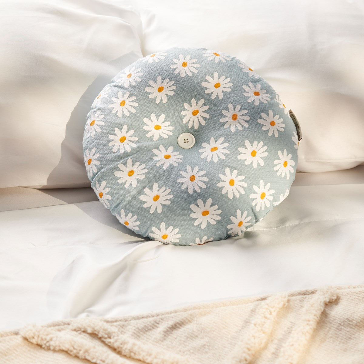 10" Round Daisy Pillow