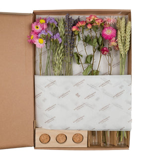 Dried Flowers in Giftbox with Vases