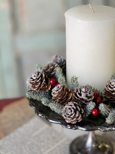 Icy Berries and Cones Candle Ring