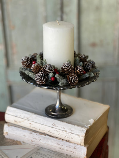 Icy Berries and Cones Candle Ring