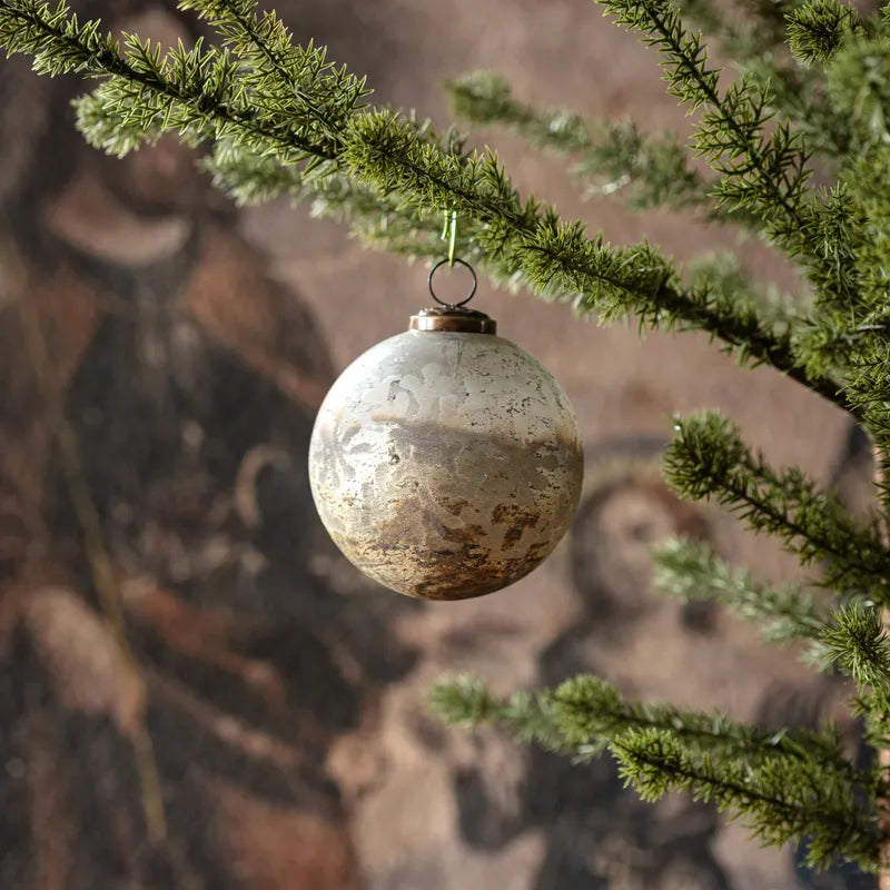 4" Gold Etched Glass Ornament