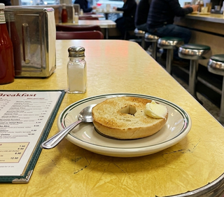 The Diner Collection - HL Greenband 6" Saucer