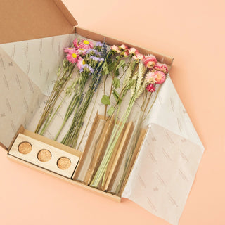 Dried Flowers in Giftbox with Vases