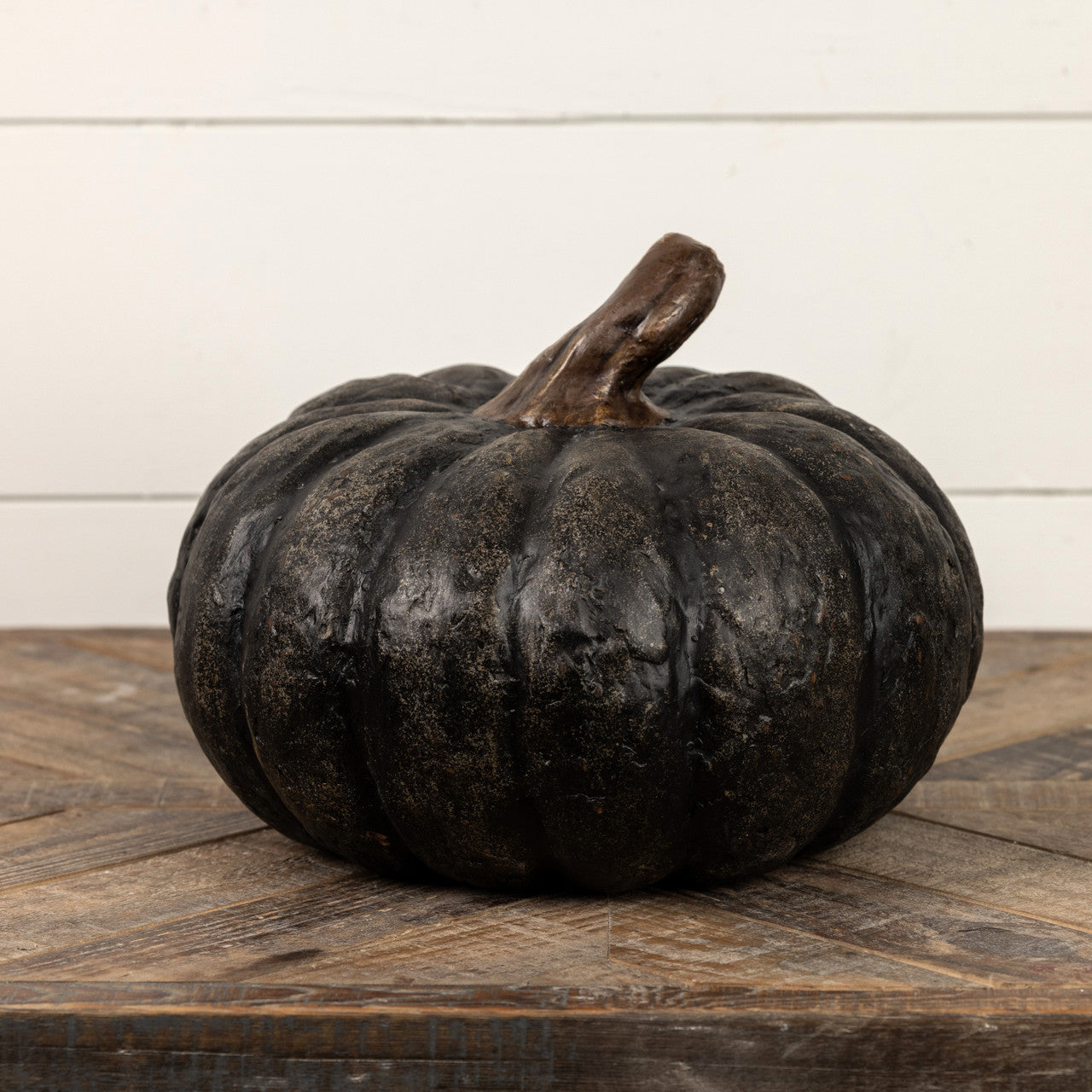 9" Black Pumpkin