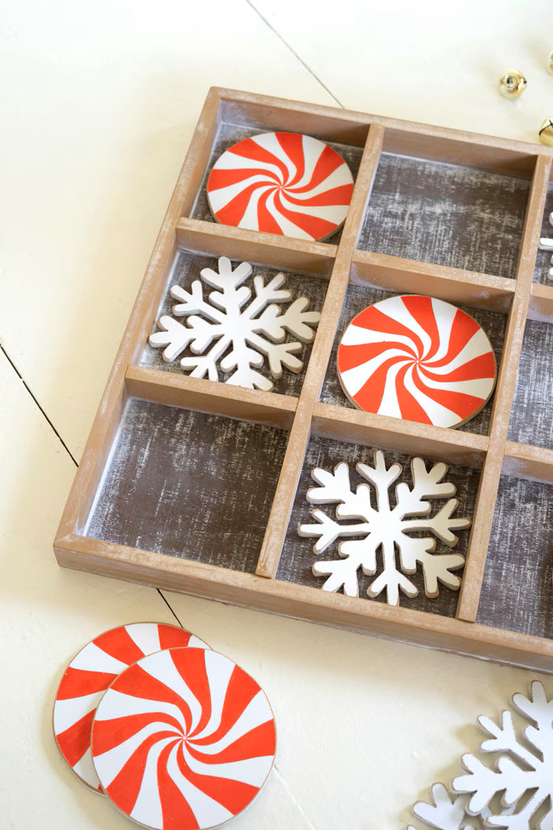 Wooden Holiday Tic-Tac-Toe