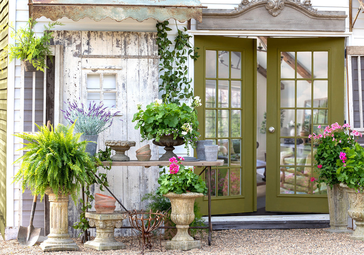 24" Courtyard Garden Pedestal