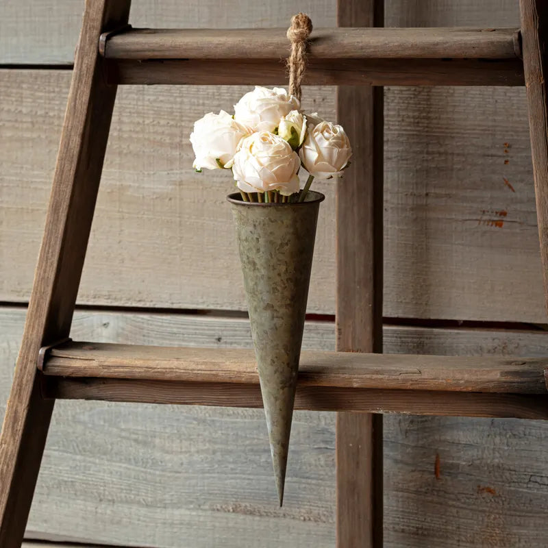 Metal Posey Holder