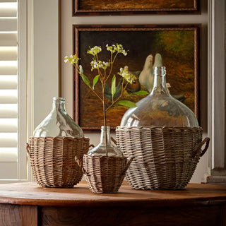 23.5" White Wild Lilac Stem