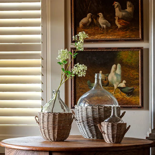 33" White Wild Lilac Stem