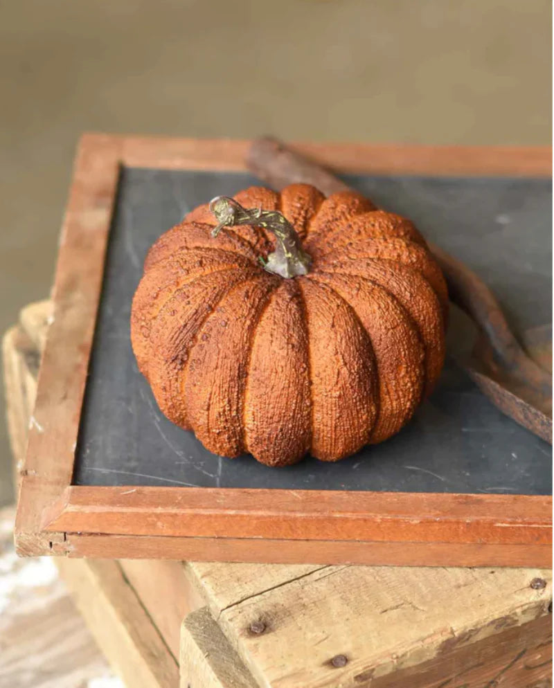 6.75" Hallows Pumpkin