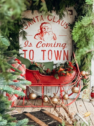 Vintage Style Santa Claus Is Coming To Town Sign - Red and White