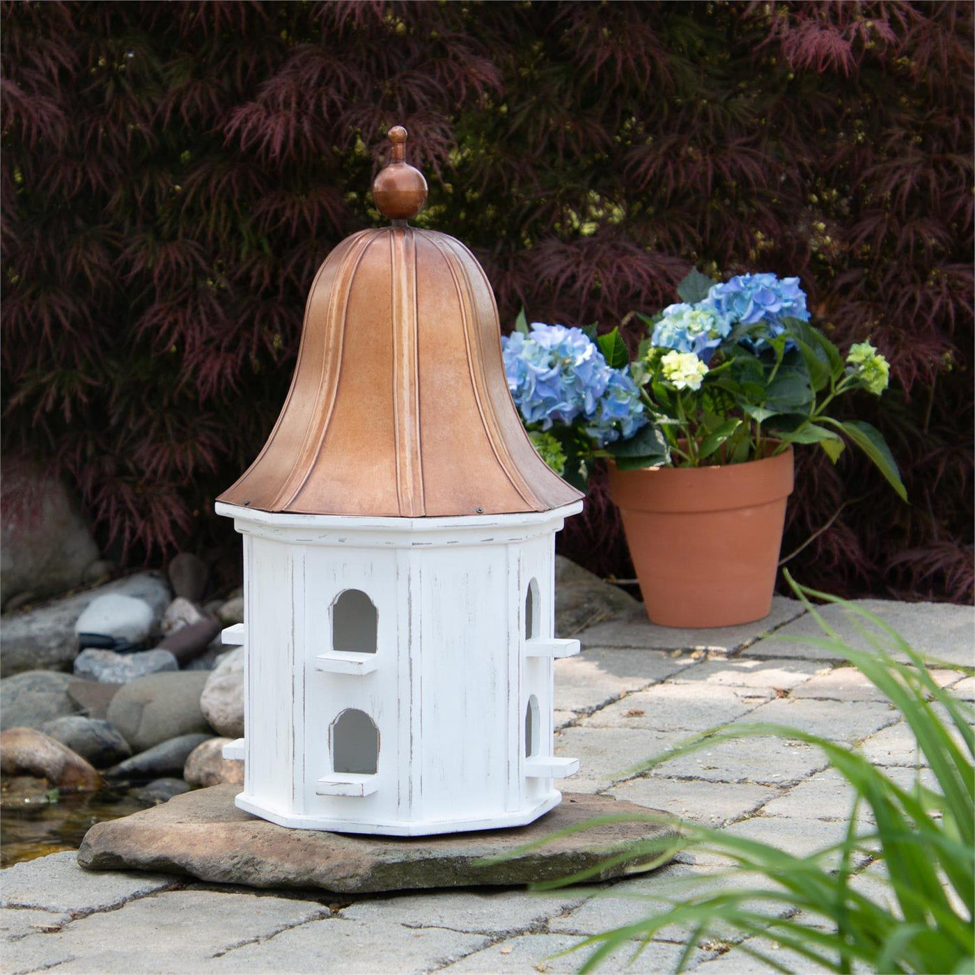 Birdhouse with Metal Roof