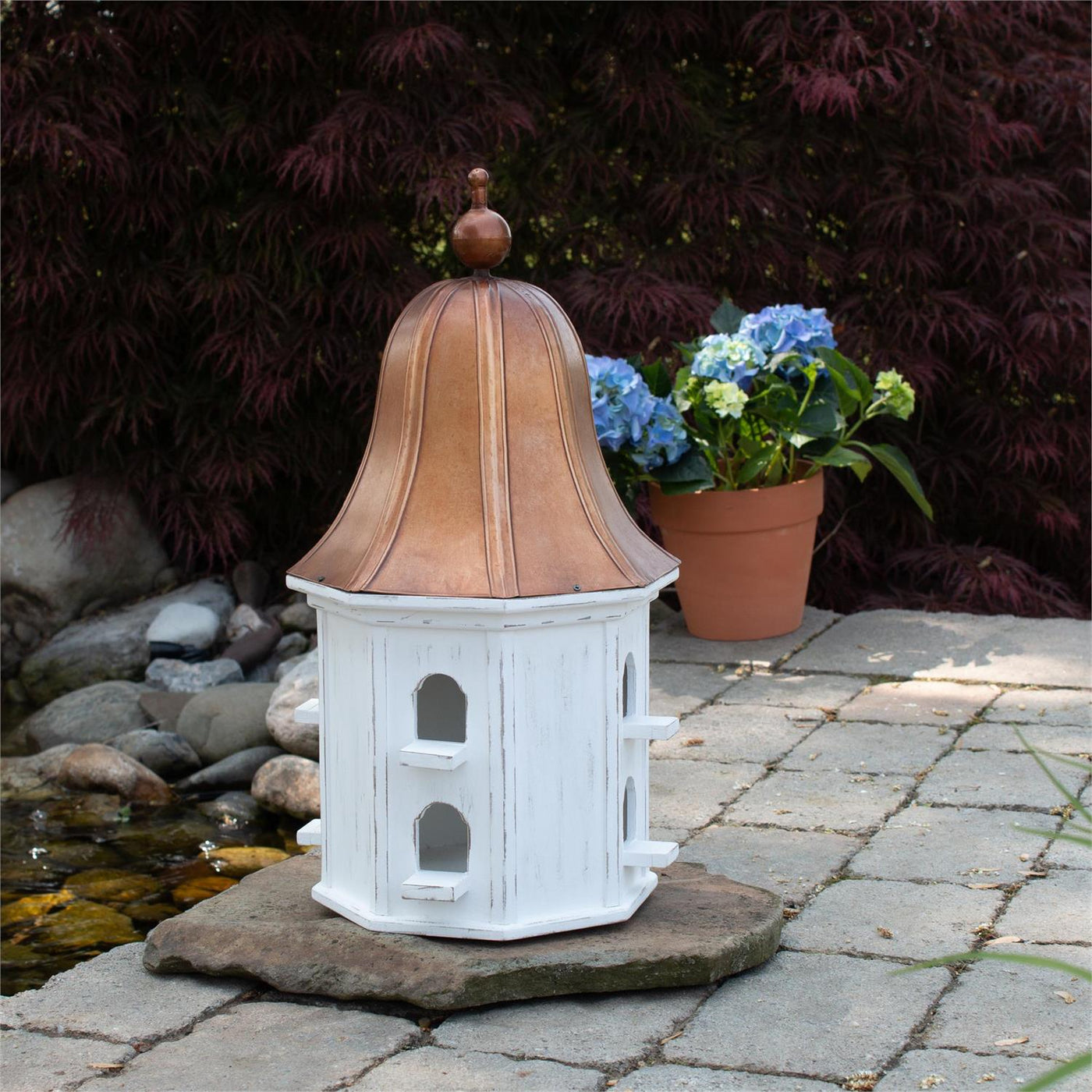 Birdhouse with Metal Roof