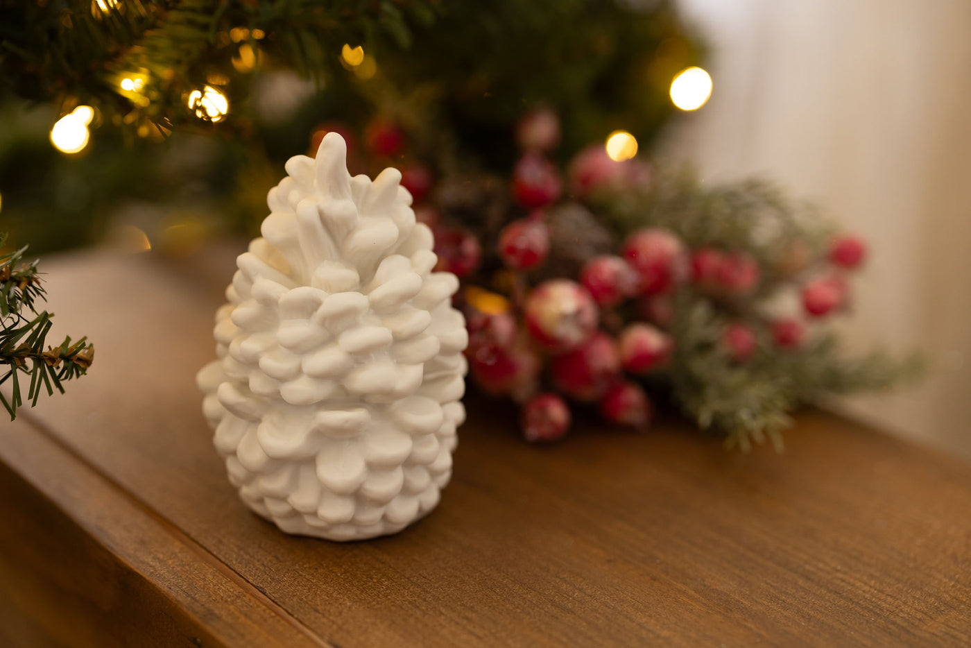 Bisque Holiday Pinecone