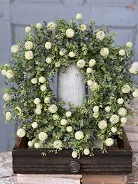 22" White Garden Bliss Wreath