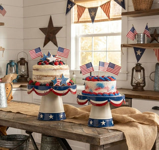 Set of 2 Weathered Patriotic Dessert Stands