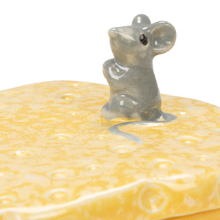 Cheese Shaped Container with Lid & 8 Appetizer Forks