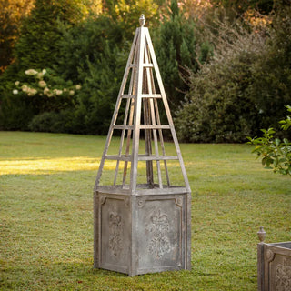 Chateau Obelisk