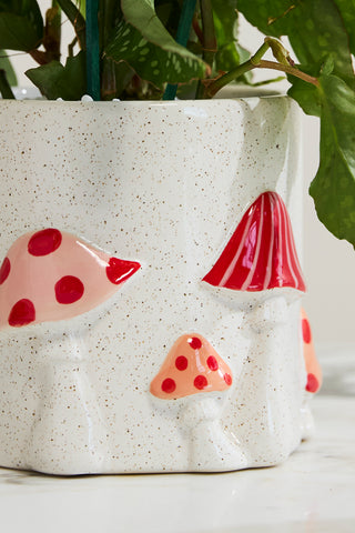 Cheerful Mushroom Pot