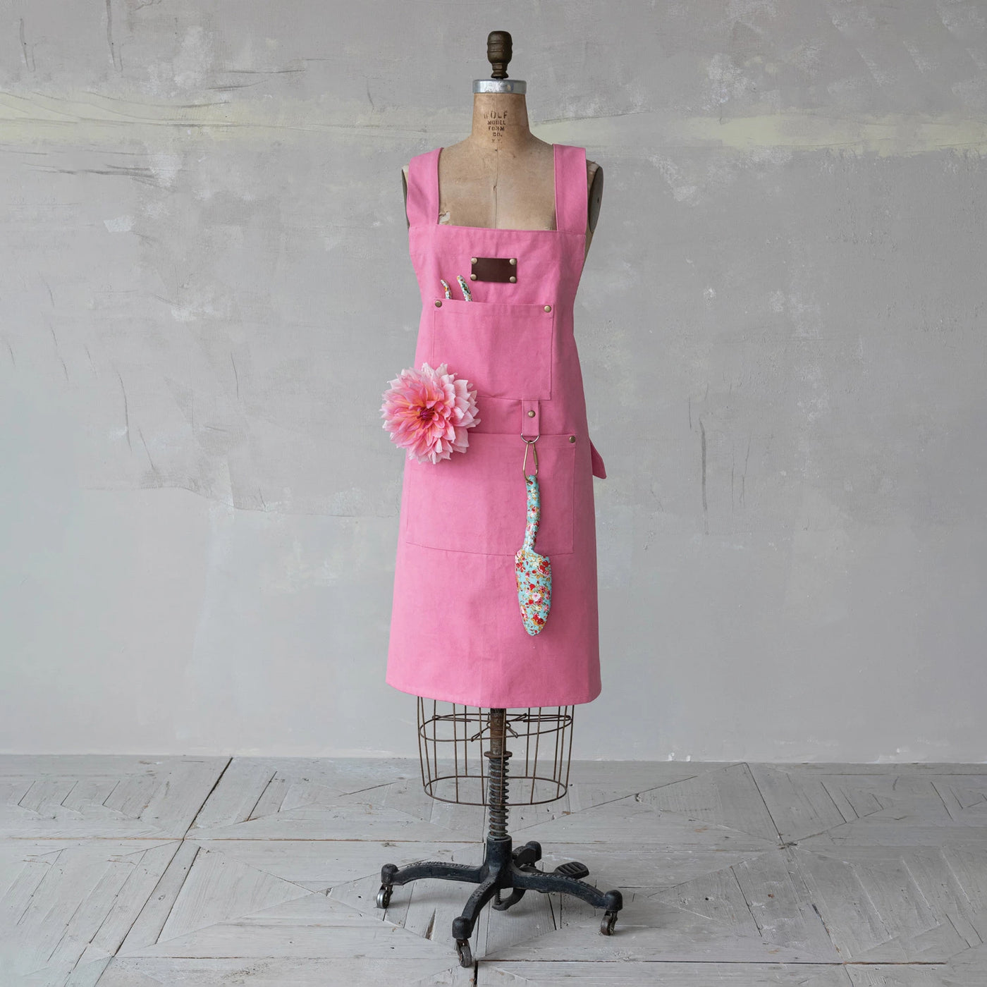 Cotton Canvas Cross Back Garden Apron - Pink