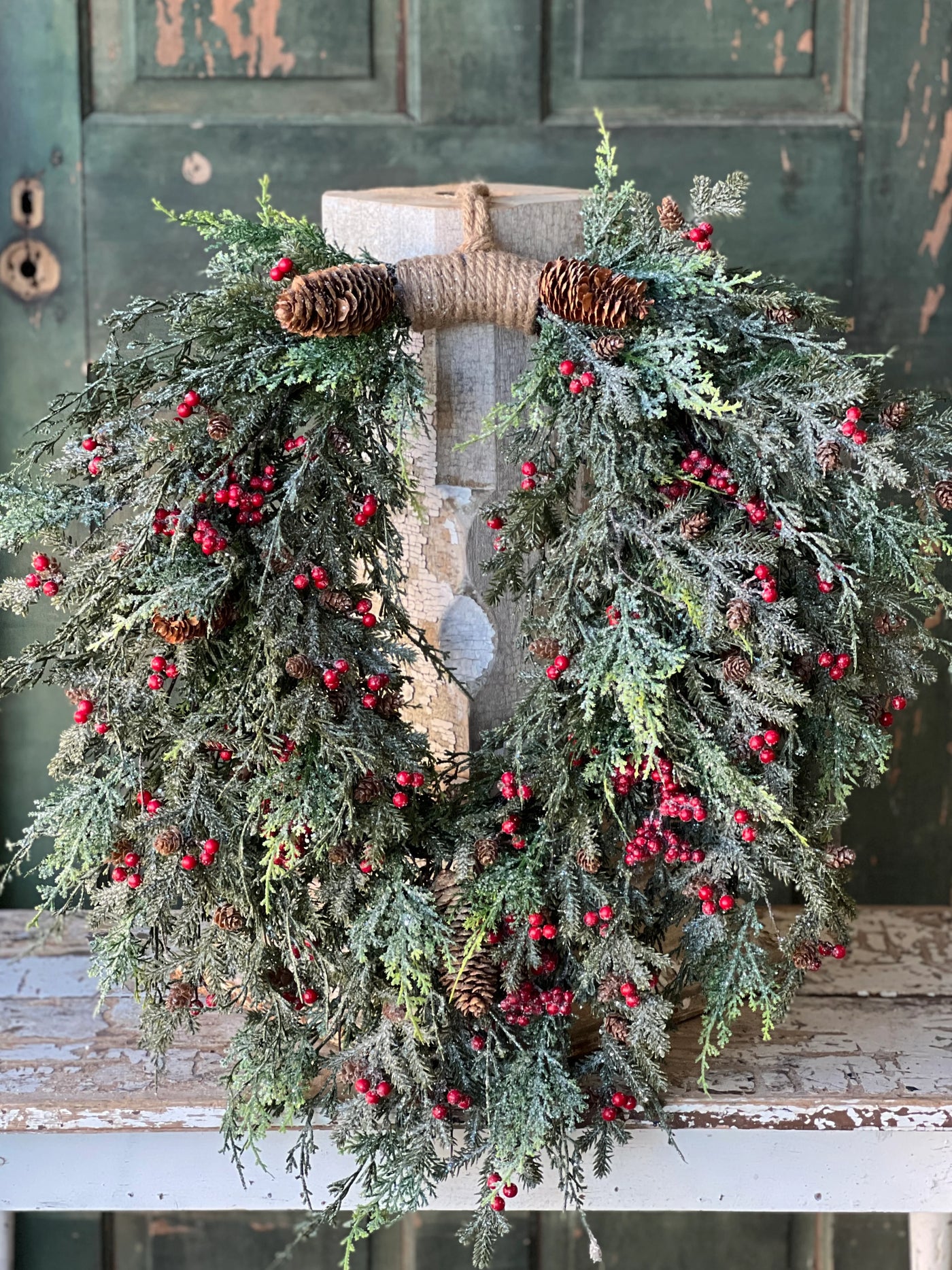 28" Divinity Wreath