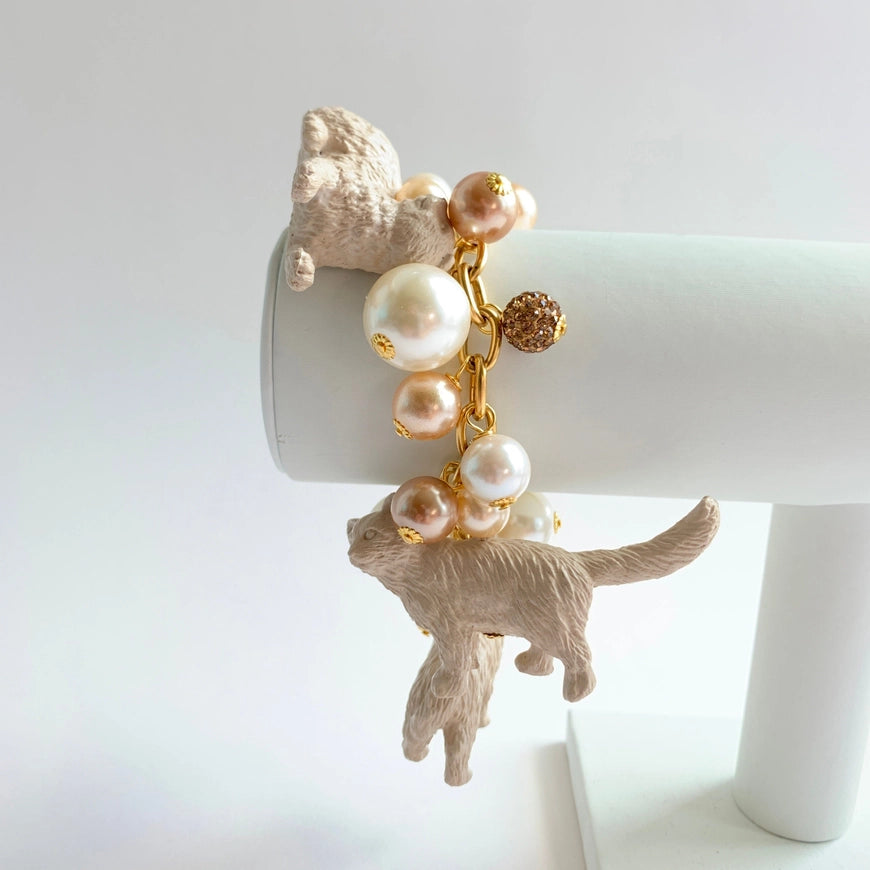 Pearl Must Love Cats Charm Bracelet