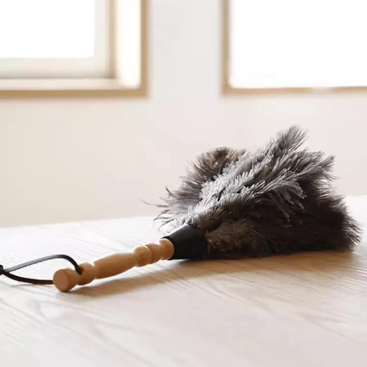 Natural Ostrich Feather Duster