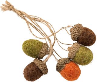 Set of 5 Felt Acorns