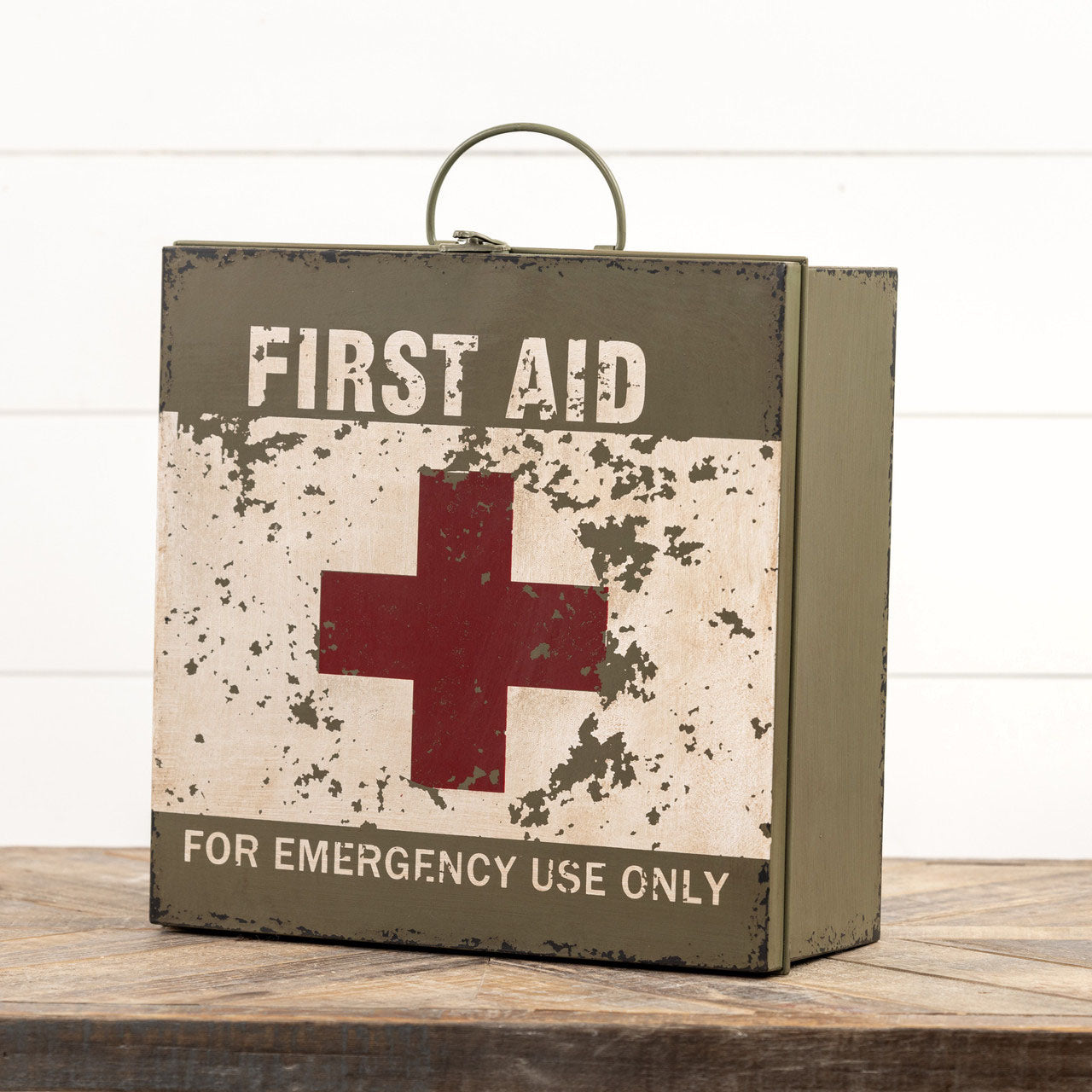 Vintage Style Green and White First Aid Box