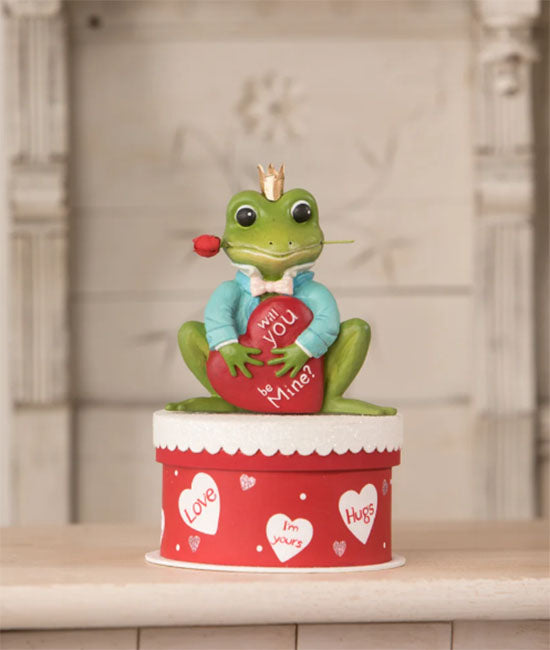 Bethany Lowe Froggie Love on Box