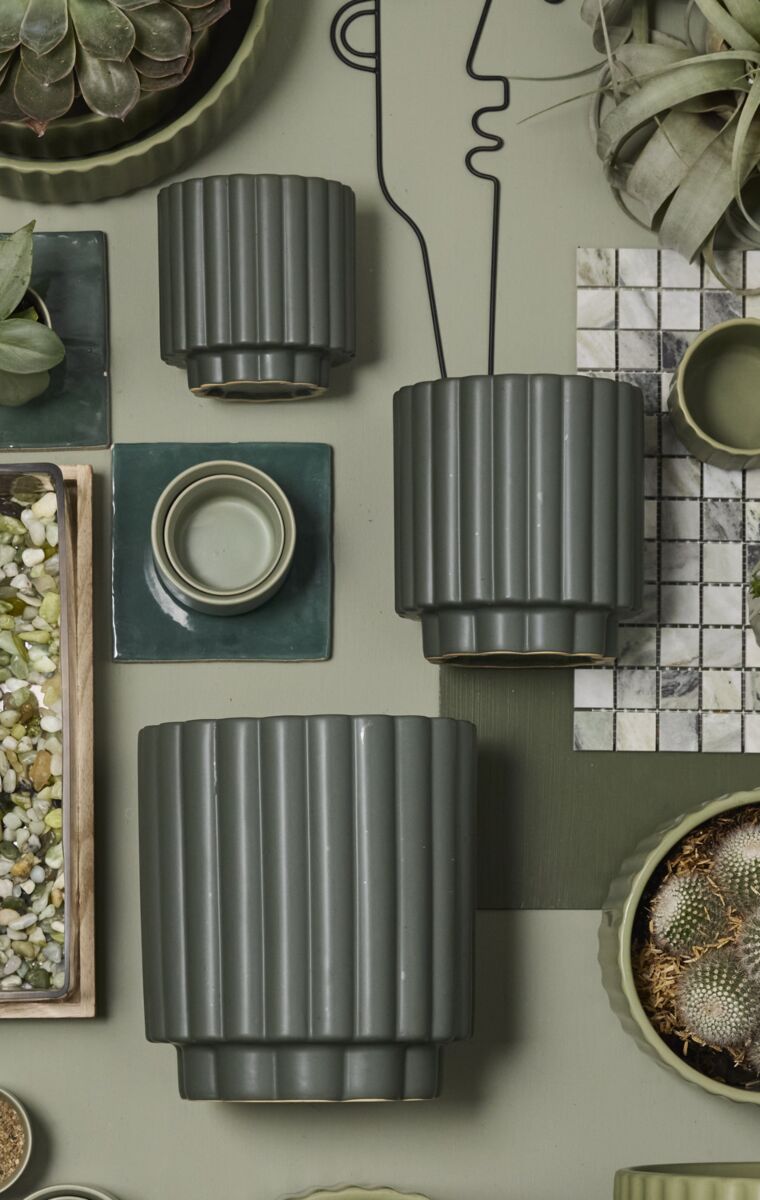 dark green ceramic plant pots Carmen Pot Dark Green / 5.5" x 6"