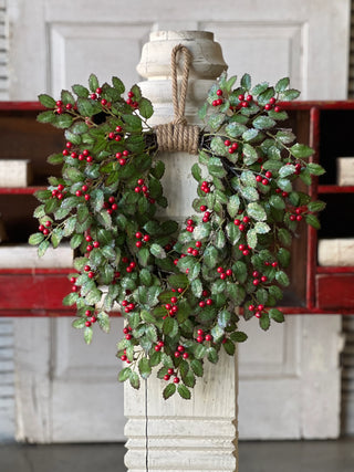 18" Hanging Holly Wreath