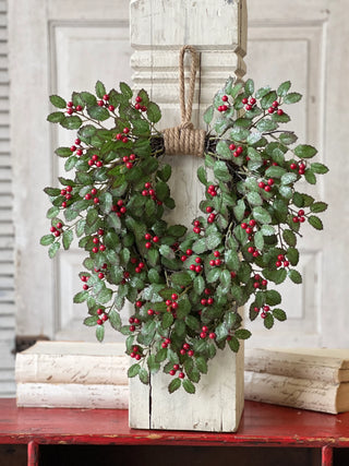 18" Hanging Holly Wreath
