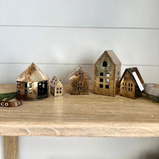 Set of 5 Metal Houses