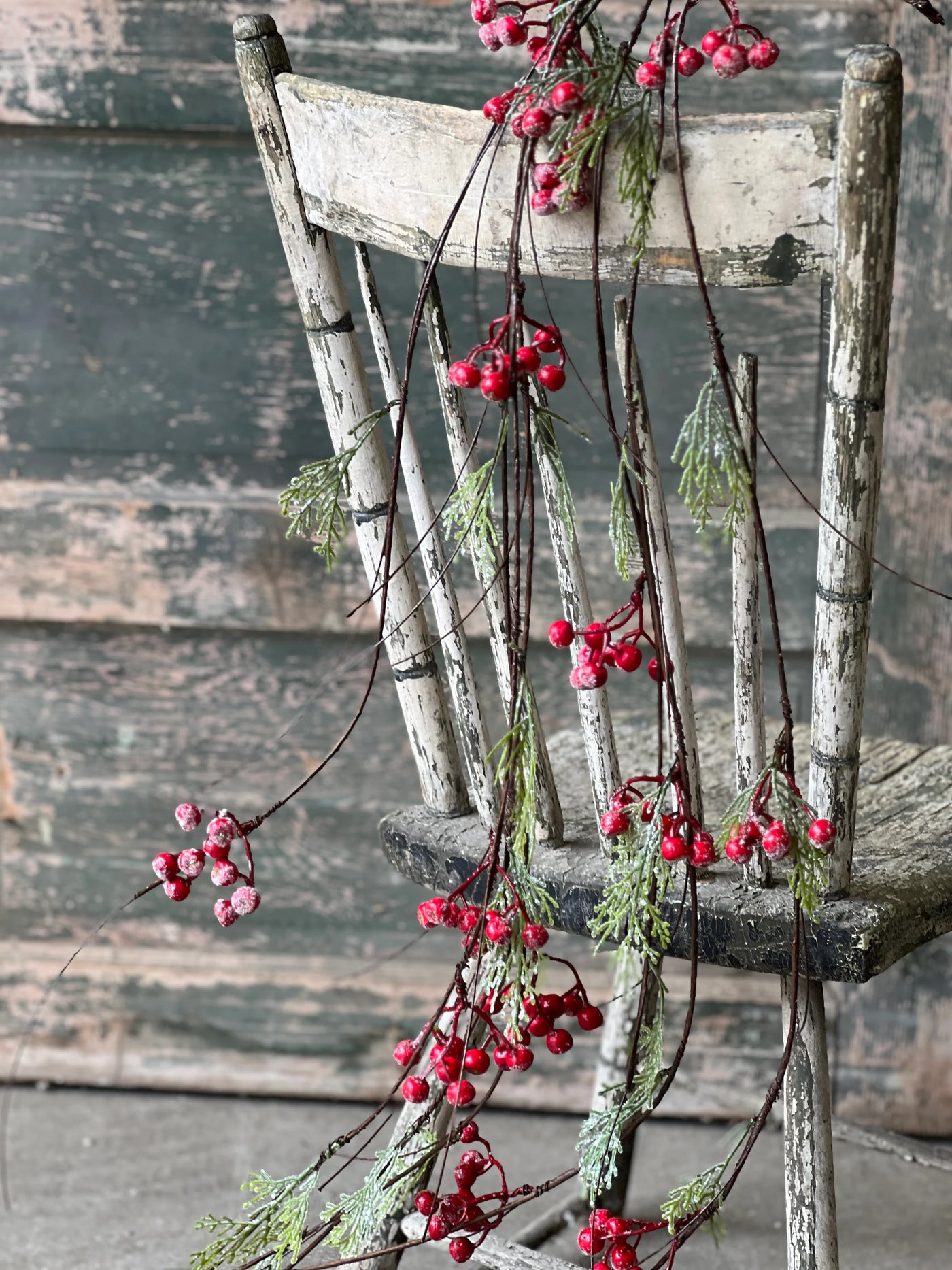 48" Icy Berry Cedar Vine Stem