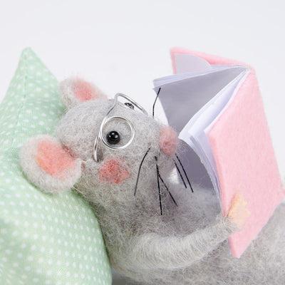 Felt Reading Mouse