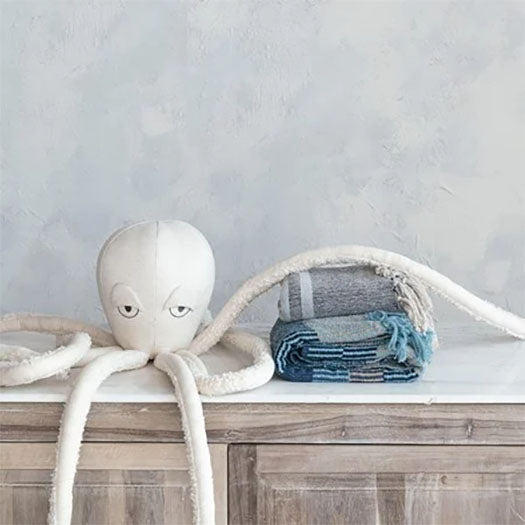 The Octopus Pillow