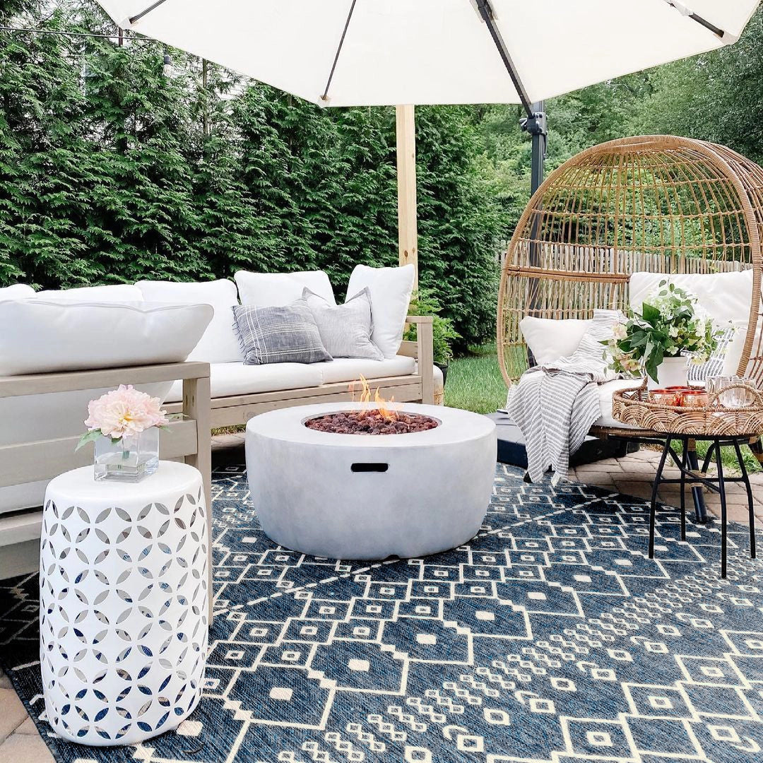 5" x 7" Blue and White Moroccan Indoor Outdoor Blue Flatweave Rug