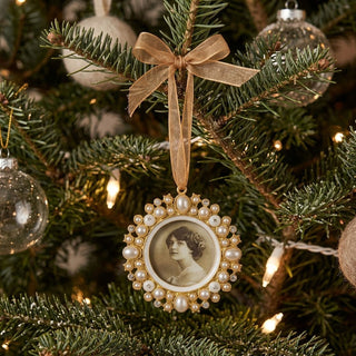 Jeweled Round Pewter Photo Frame Ornament