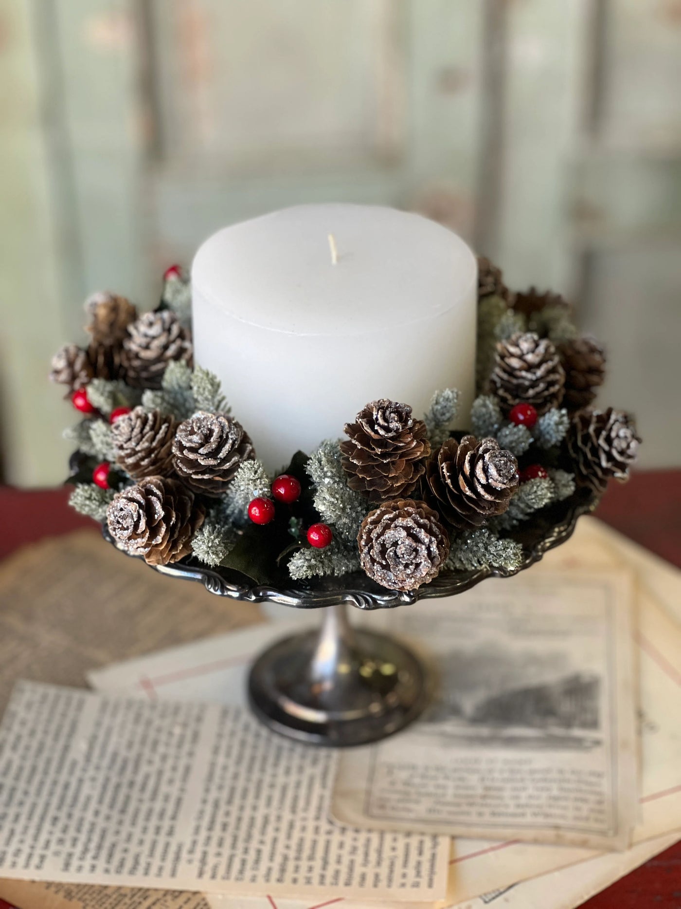 Icy Berries and Mini Pinecone Candle Ring