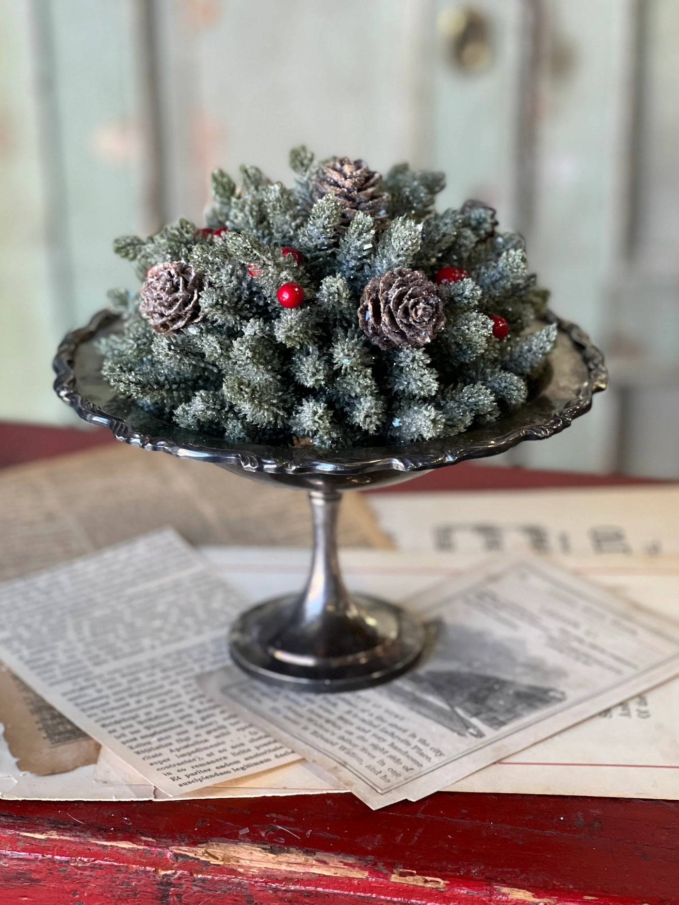 Icy Berries and Cones Half Sphere