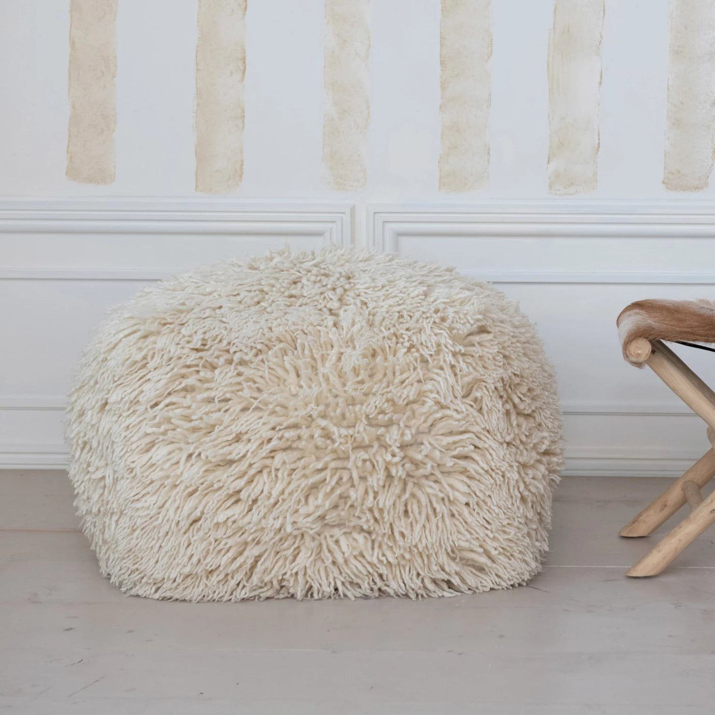 New Zealand Wool Pouf