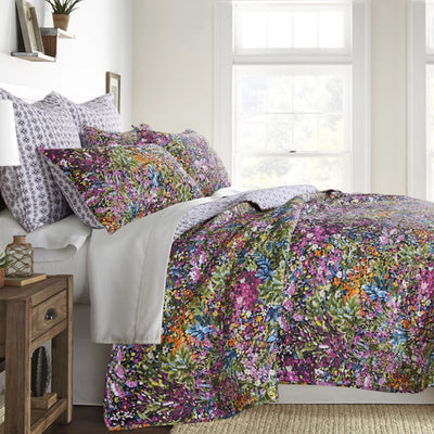 The English Garden Quilt Set - Available in Queen or King Size