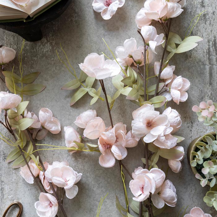 36" Quince Blossom Stem