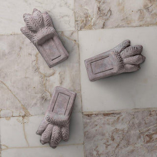 Bergs Potter Lion Paw Planter Feet - Raw Grey