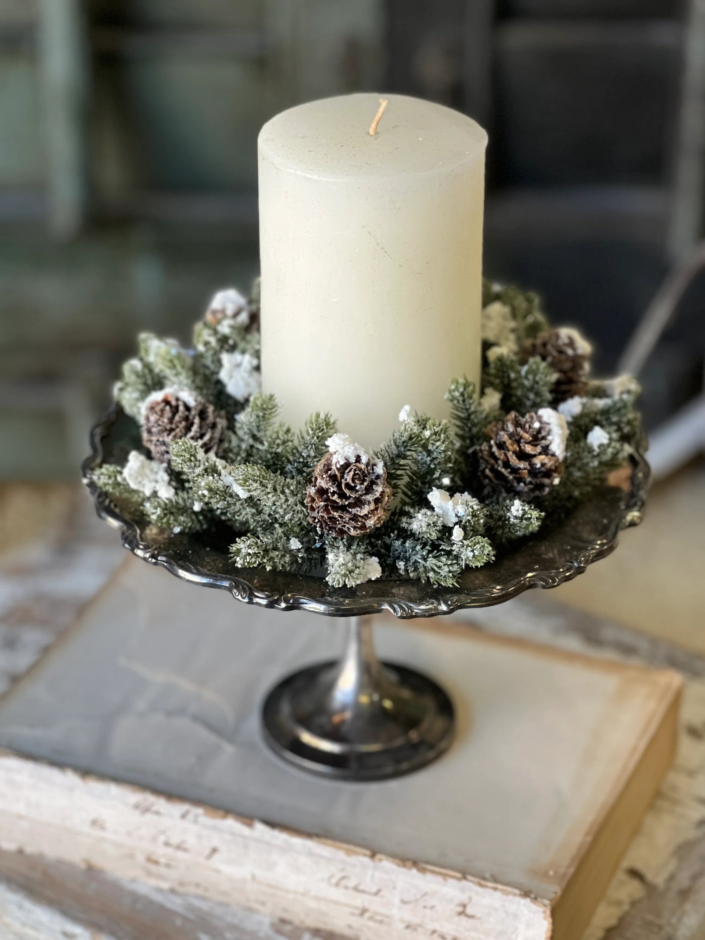 Snowy Candle Ring